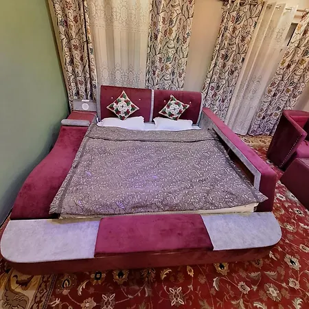Oak Heaven Cottage Gulmarg Tangmarg Exterior photo