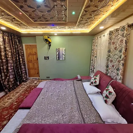 Oak Heaven Cottage Gulmarg Tangmarg Exterior photo