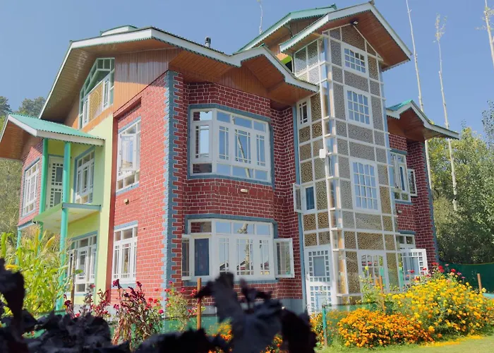 Oak Heaven Cottage Gulmarg
