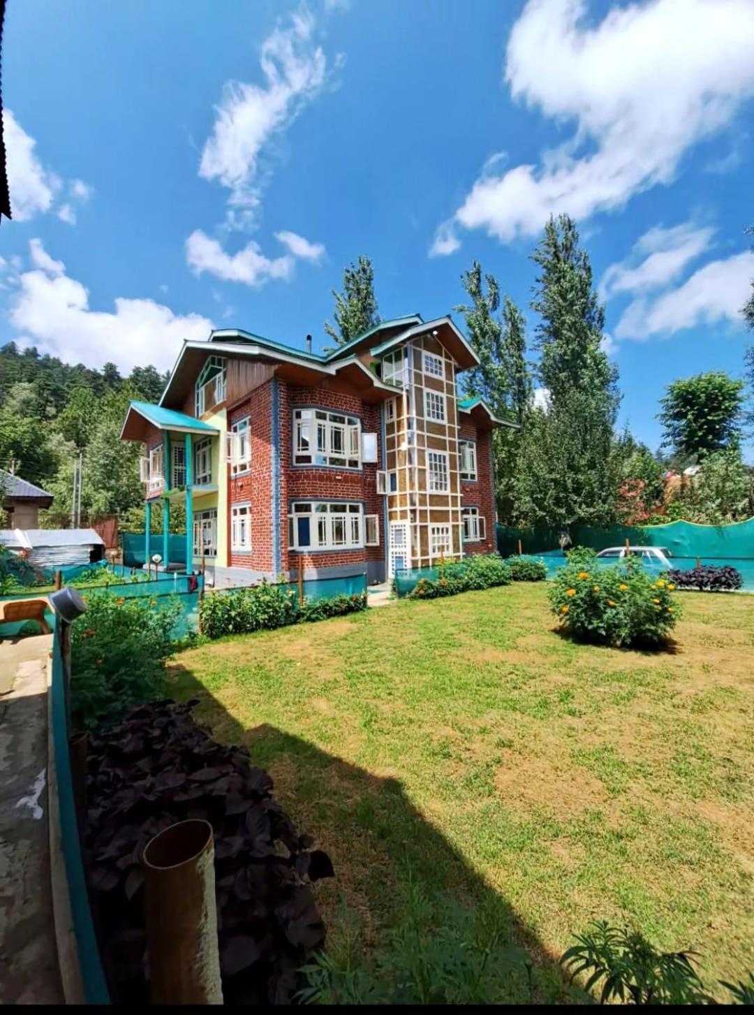 Oak Heaven Gulmarg Homestay *