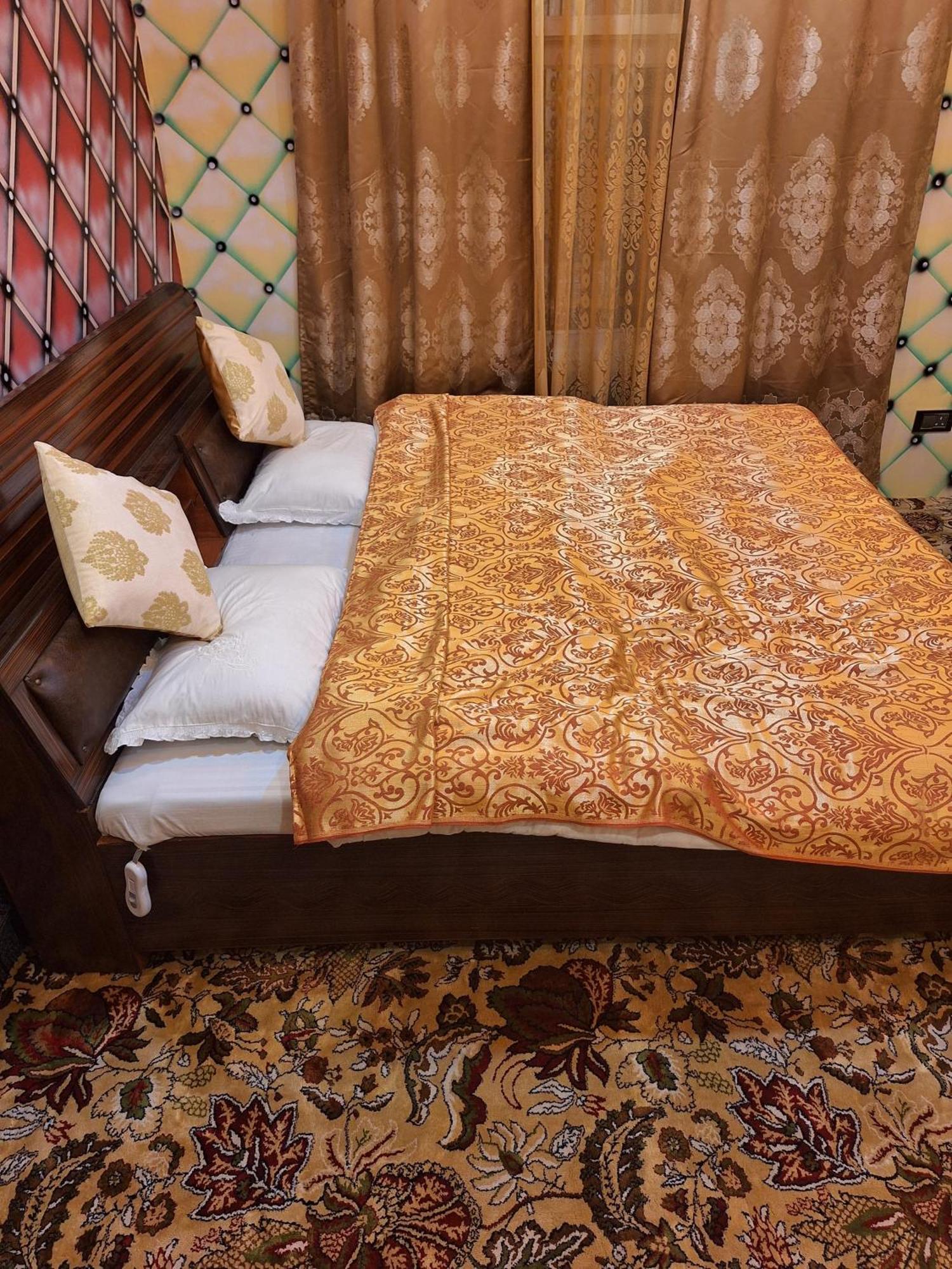 Homestay Oak Heaven Gulmarg Tangmarg